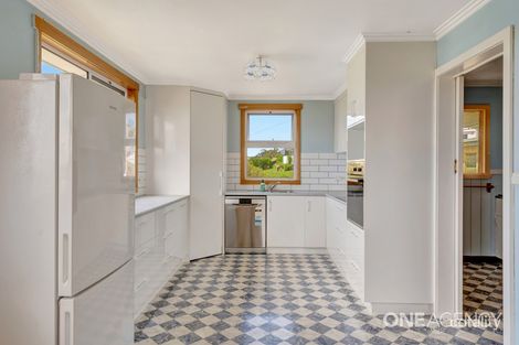 Property photo of 44 Arthur Street Somerset TAS 7322