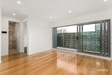 Property photo of 201/118 Brighton Road Ripponlea VIC 3185