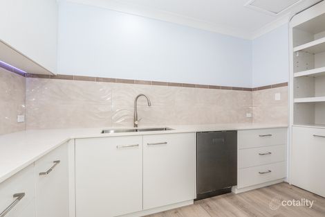 15 Jamieson St, Redcliffe, QLD 4020