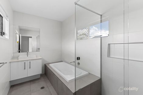 Property photo of 39 Francis Street Ormiston QLD 4160