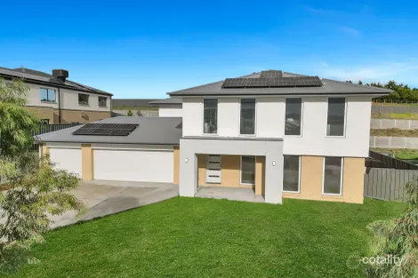 Property photo of 119 Timberline Parkway Pakenham VIC 3810