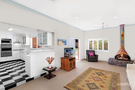 Property photo of 14 Yarrennan Avenue West Pymble NSW 2073