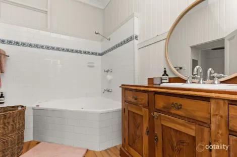 Property photo of 22 Addison Street Red Hill QLD 4059