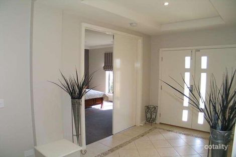 Property photo of 57 Faversham Avenue Lake Gardens VIC 3355