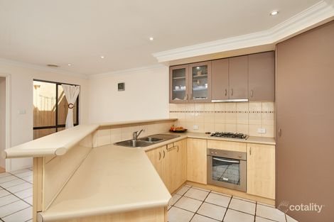 Property photo of 27 Galing Place Wagga Wagga NSW 2650