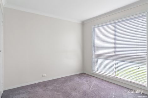 Property photo of 4 Nerissa Road Erina NSW 2250