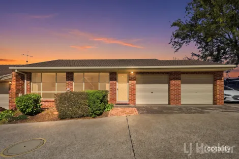 8/157 Uriarra Rd, Crestwood, NSW 2620
