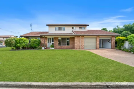 10 Hervey St, Scarness, QLD 4655