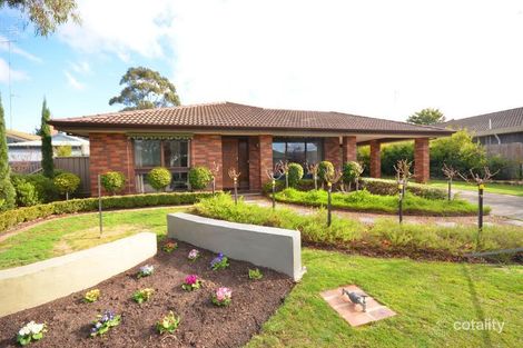 15 Avoca Cres, Alfredton, VIC 3350