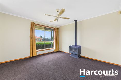 Property photo of 8 Jessie Street Cranbourne North VIC 3977
