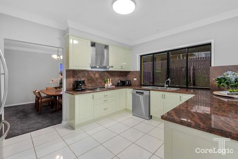 Property photo of 2 Coneyhurst Crescent Carindale QLD 4152