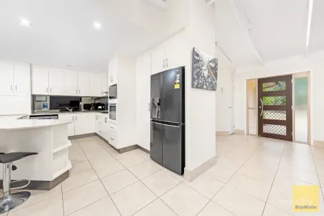 Property photo of 37 Slack Drive Emerald QLD 4720