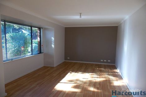 Property photo of 8 Oakfield Place Kelmscott WA 6111