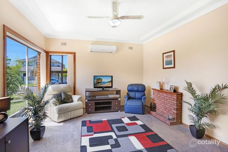 Property photo of 11 Woorak Crescent Miranda NSW 2228
