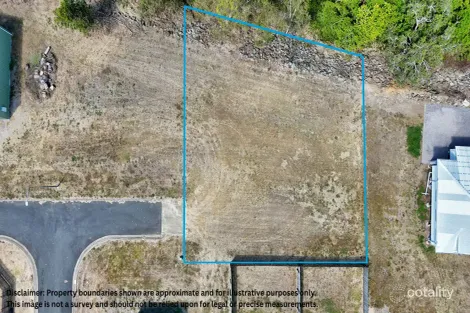 Property photo of 4 Elle Court Armstrong Beach QLD 4737