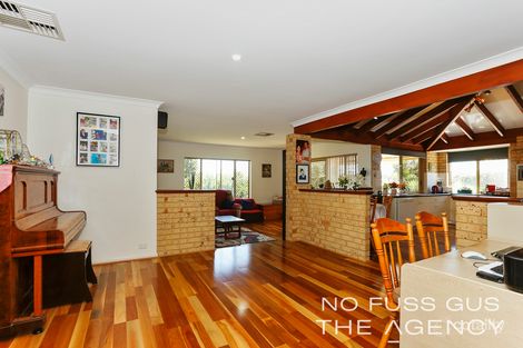 17 Gilmore St, Kingsley, WA 6026