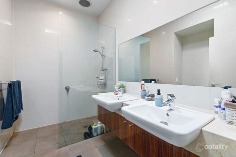 Property photo of 21 Lurnea Road Glen Iris VIC 3146