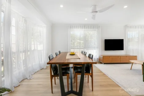 Property photo of 5 Castaway Court Robina QLD 4226