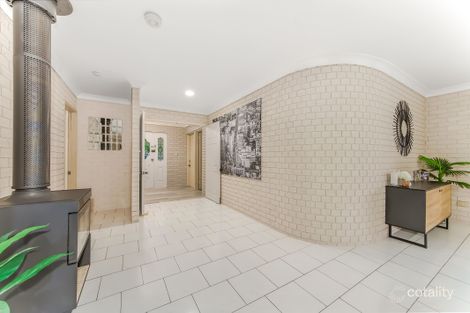 Property photo of 2 Rob Roy Court Highland Park QLD 4211