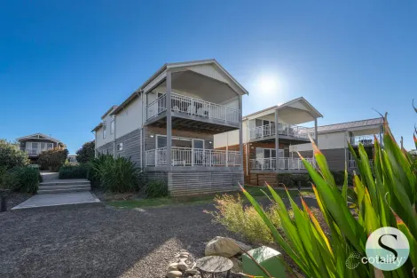 Property photo of 15 Beachside Drive Caves Beach NSW 2281