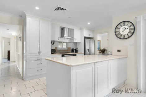 Property photo of 4 Brialy Place Picton NSW 2571