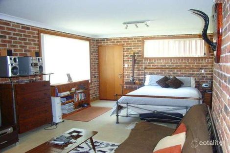 Property photo of 17 Yvonne Crescent Georges Hall NSW 2198