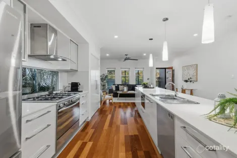Property photo of 14 Grandview Place Oxley QLD 4075