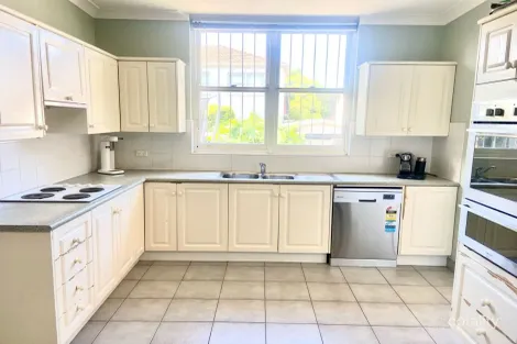 Property photo of 4 Earl Street Randwick NSW 2031