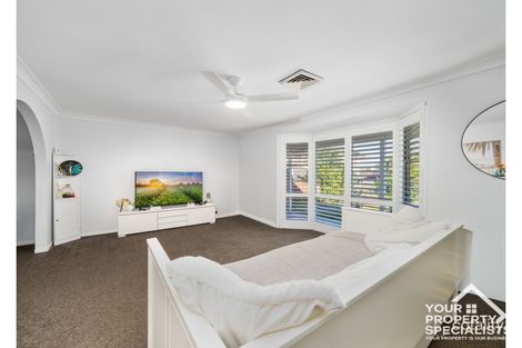 Property photo of 10 Thames Place Kearns NSW 2558