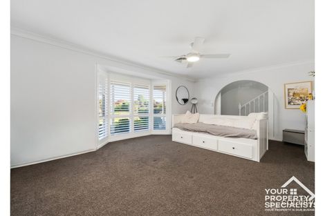 Property photo of 10 Thames Place Kearns NSW 2558