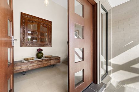 Property photo of 14 Illawong Road Summerland Point NSW 2259