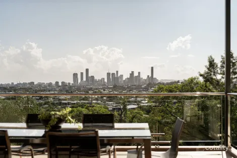 Property photo of 40 Wentworth Parade Balmoral QLD 4171