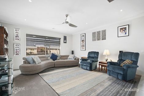 Property photo of 29 Bimberry Circuit Clyde VIC 3978