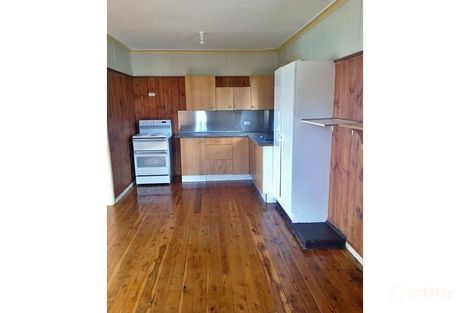 Property photo of 1 Beverley Close Kootingal NSW 2352