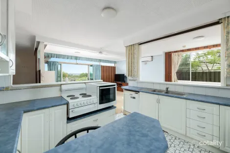 Property photo of 10 Warraba Street Como NSW 2226