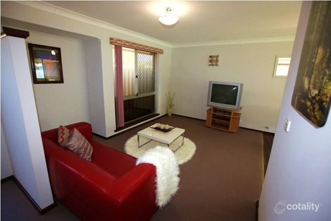 Property photo of 4 Stanton Crescent Greenwood WA 6024