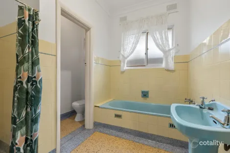 Property photo of 84 Sturt Avenue Clapham SA 5062