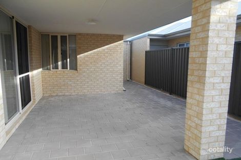 Property photo of 20 Clementine Boulevard Treeby WA 6164