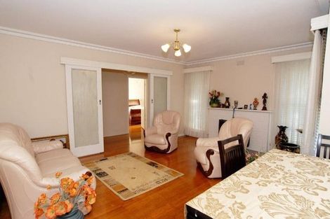 Property photo of 10 Norfolk Street Glen Waverley VIC 3150