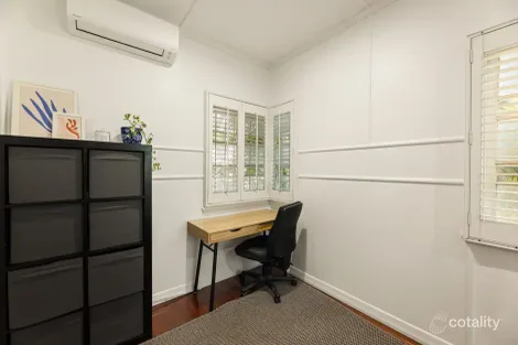 Property photo of 18 Babarra Street Stafford QLD 4053