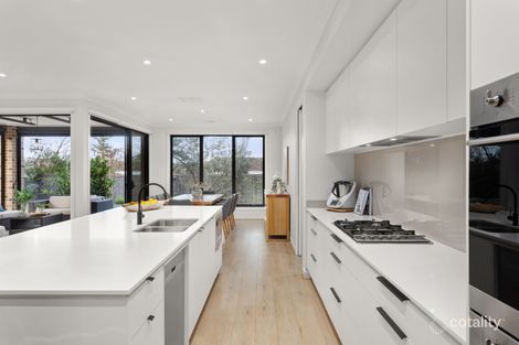 Property photo of 8 Morton Road Burwood VIC 3125
