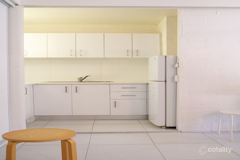 Property photo of 17/2877 Gold Coast Highway Surfers Paradise QLD 4217