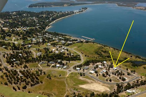 24 Plateau Ave, Metung, VIC 3904