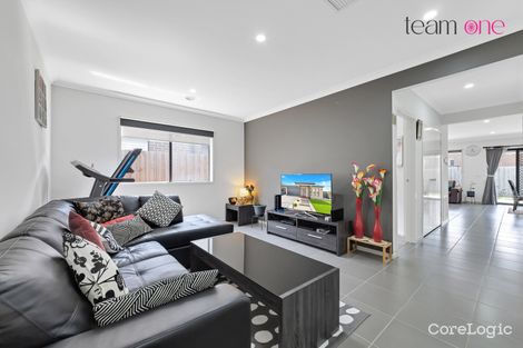 Property photo of 10 Stan Drive Tarneit VIC 3029