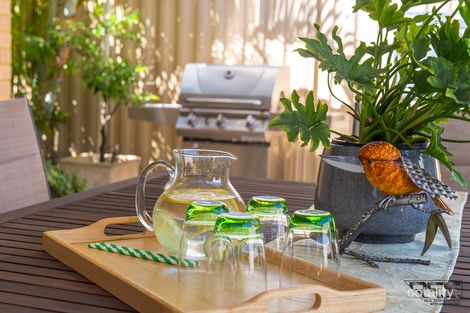 15 Tarn Dr, Canning Vale, WA 6155