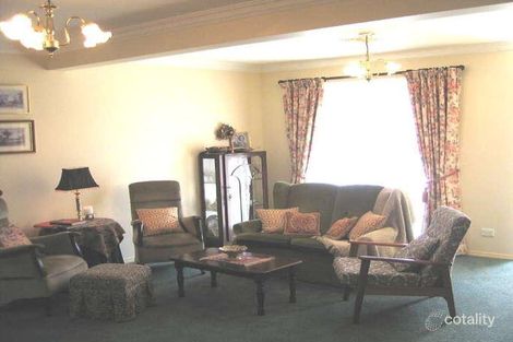 Property photo of 122 Eagle Drive Pakenham VIC 3810