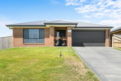 17 Jubilee Pde, Churchill, VIC 3842