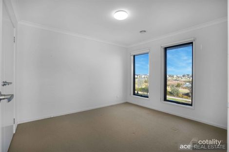 Property photo of 15 Airmaid Drive Williams Landing VIC 3027