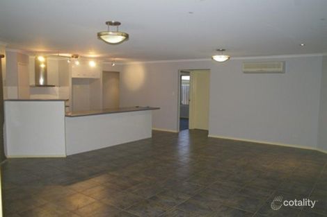 Property photo of 32 Mellor Place Brassall QLD 4305