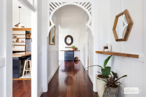 Property photo of 10 Eyles Avenue Murwillumbah NSW 2484